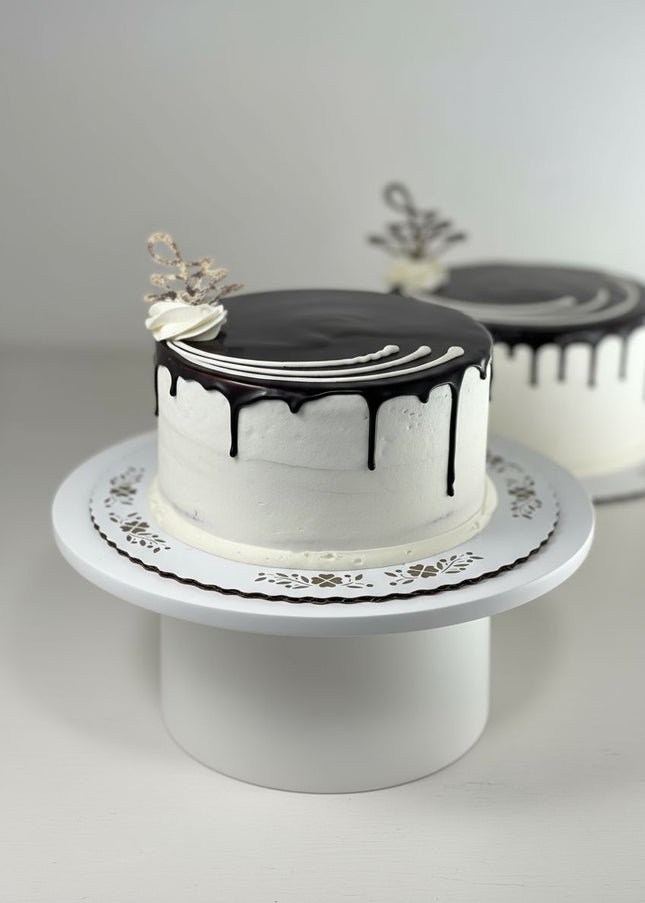 6" Shadow Cake